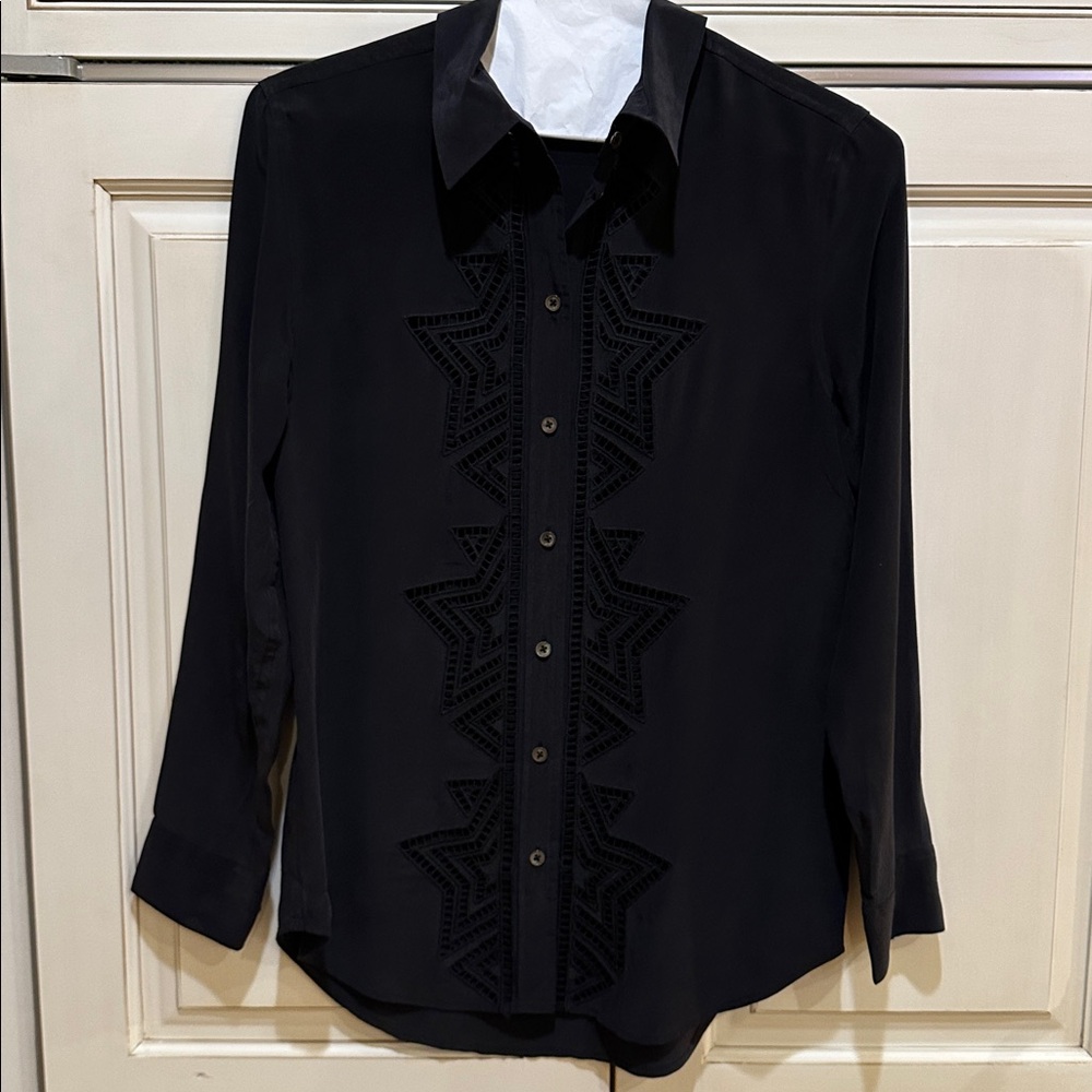 Equipment Silk Black Shirt with Star Cutout Detail Size XS